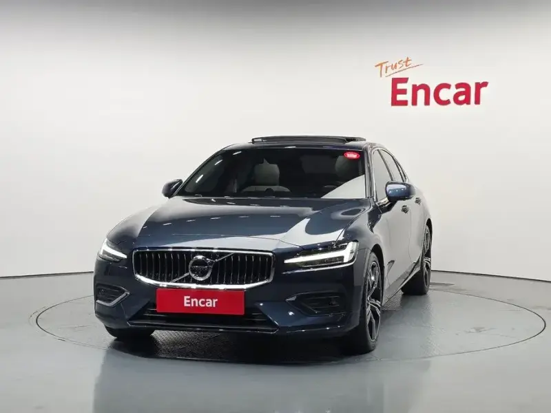 2021 Volvo S60 с пробегом 44 254 км