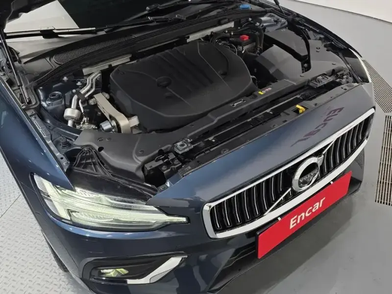 2021 Volvo S60 с пробегом 44 254 км