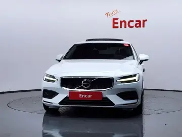 2020 Volvo S60 с пробегом 78 799 км