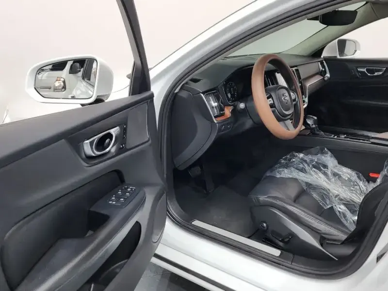 2020 Volvo S60 с пробегом 78 799 км