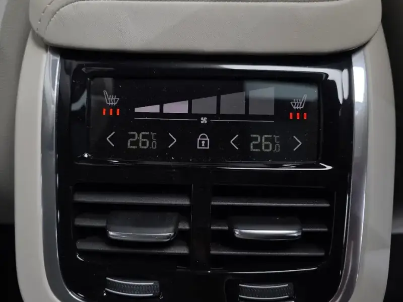 2021 Volvo S60 с пробегом 44 254 км