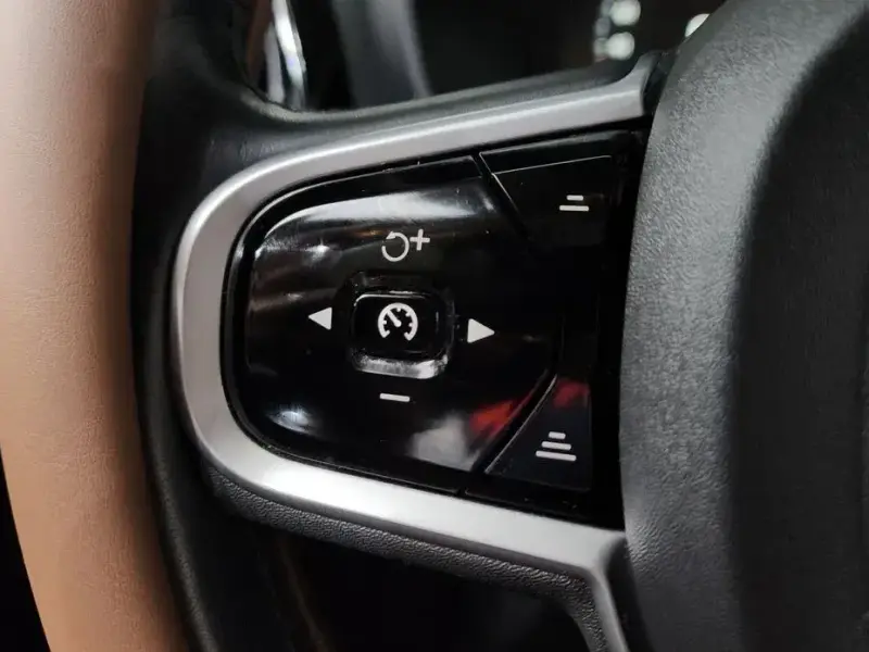 2020 Volvo S60 с пробегом 78 799 км