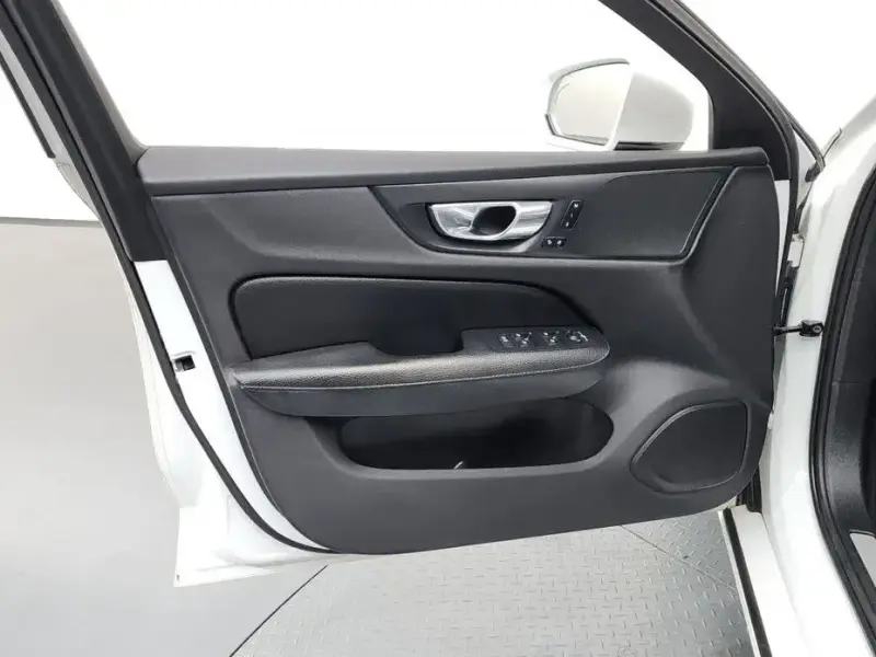 2020 Volvo S60 с пробегом 78 799 км