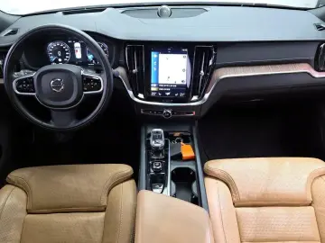 2021 Volvo S60 с пробегом 79 096 км