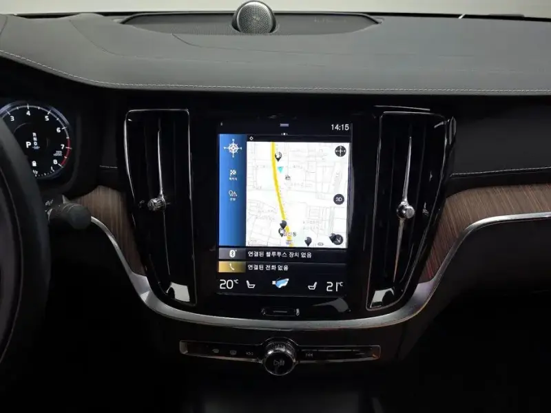 2021 Volvo S60 с пробегом 79 096 км