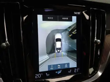 2021 Volvo S60 с пробегом 79 096 км
