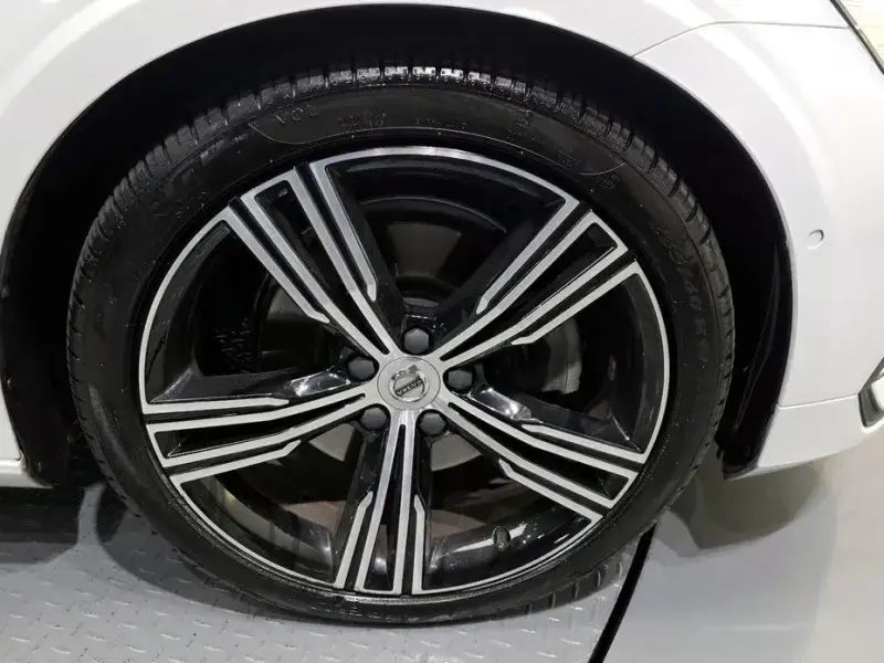2021 Volvo S60 с пробегом 79 096 км