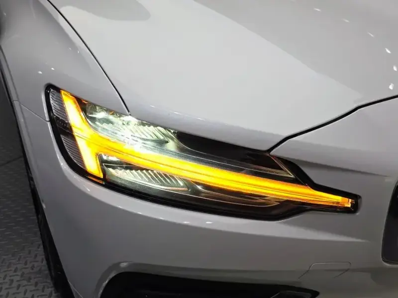 2021 Volvo S60 с пробегом 79 096 км