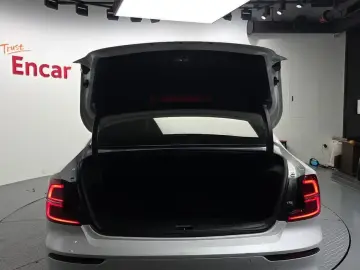 2021 Volvo S60 с пробегом 79 096 км