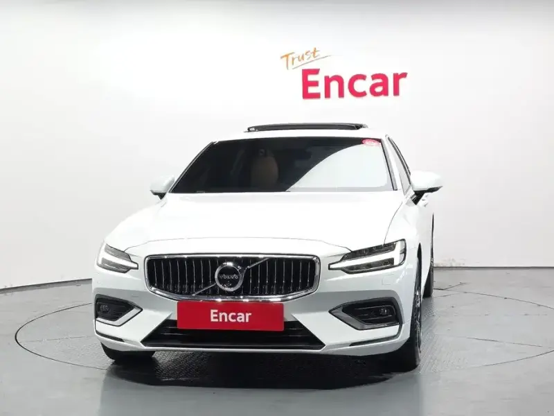 2021 Volvo S60 с пробегом 73 522 км