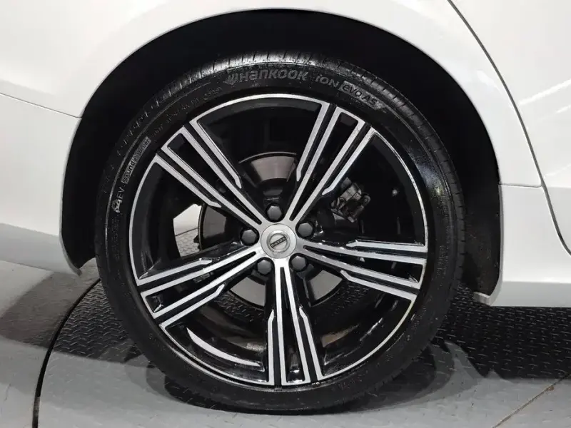 2021 Volvo S60 с пробегом 73 522 км