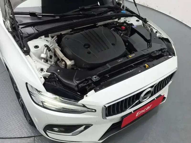 2021 Volvo S60 с пробегом 73 522 км