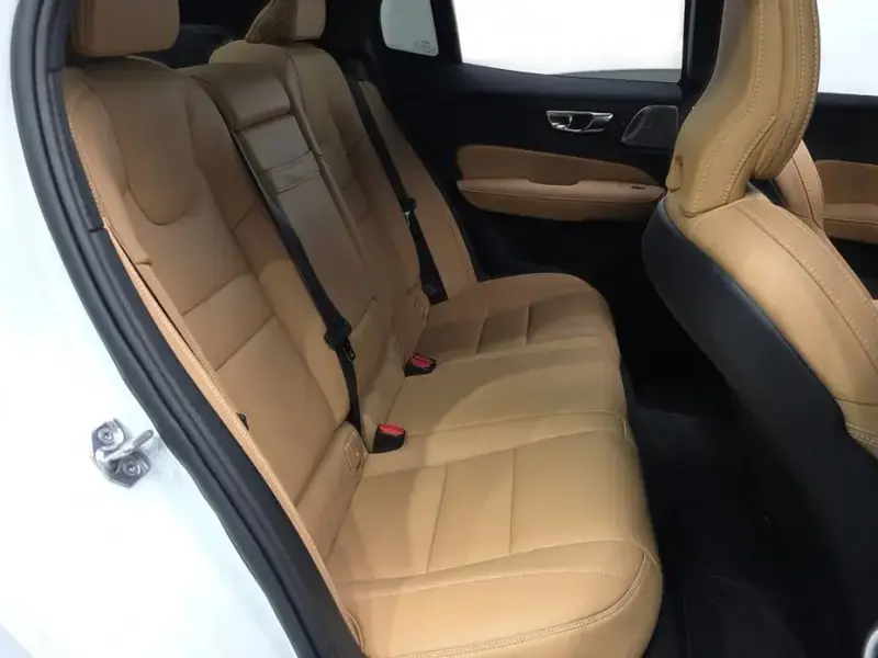 2021 Volvo S60 с пробегом 73 522 км