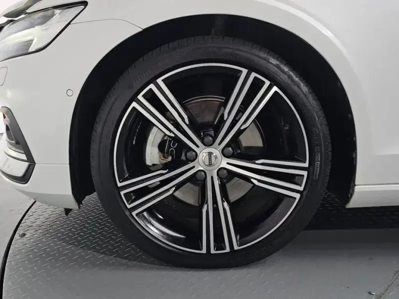 2021 Volvo S60 с пробегом 67 164 км