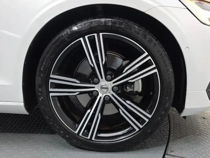 2021 Volvo S60 с пробегом 73 522 км