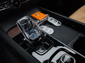 2021 Volvo S60 с пробегом 67 164 км