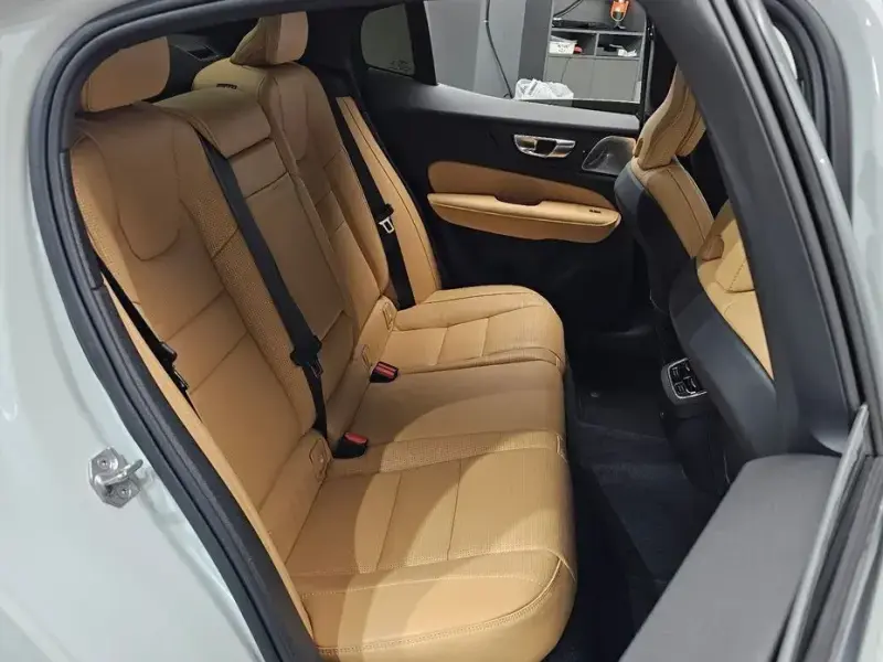 2021 Volvo S60 с пробегом 67 164 км