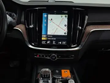 2021 Volvo S60 с пробегом 67 164 км