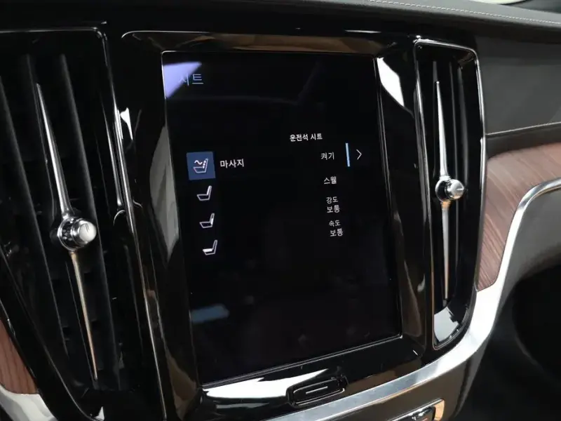 2021 Volvo S60 с пробегом 73 522 км