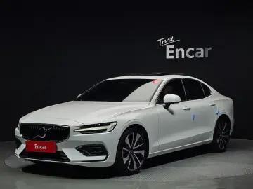 2024 Volvo S60 с пробегом 10 740 км