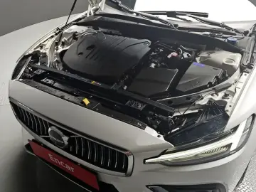 2024 Volvo S60 с пробегом 10 740 км