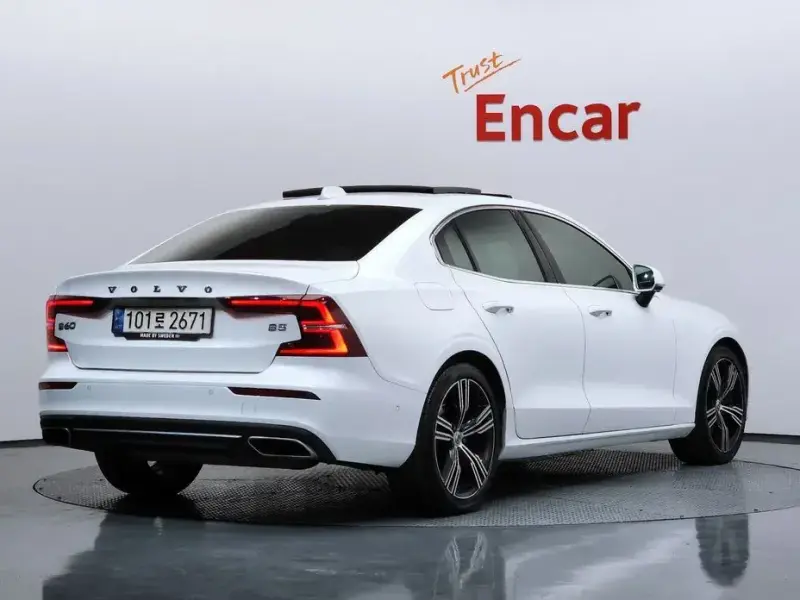 2021 Volvo S60 с пробегом 109 500 км