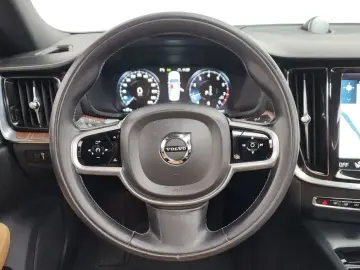 2021 Volvo S60 с пробегом 109 500 км