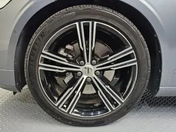 2021 Volvo S60 с пробегом 56 286 км