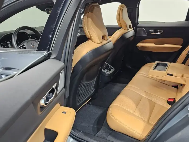 2021 Volvo S60 с пробегом 56 286 км