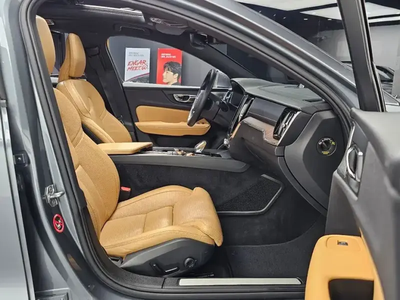 2021 Volvo S60 с пробегом 56 286 км