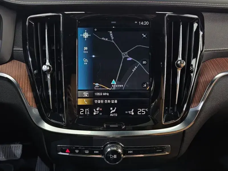2021 Volvo S60 с пробегом 56 286 км
