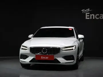 2021 Volvo S60 с пробегом 13 498 км