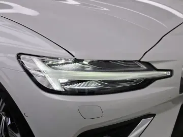 2021 Volvo S60 с пробегом 13 498 км