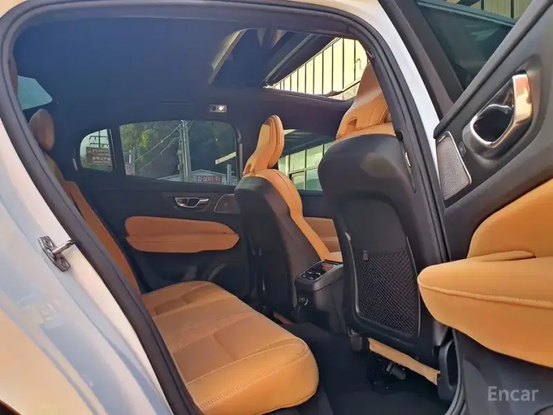 2020 Volvo S60 с пробегом 92 970 км