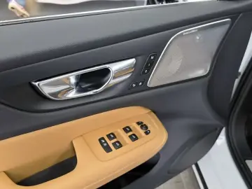 2021 Volvo S60 с пробегом 13 498 км