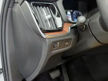 2021 Volvo S60 с пробегом 13 498 км