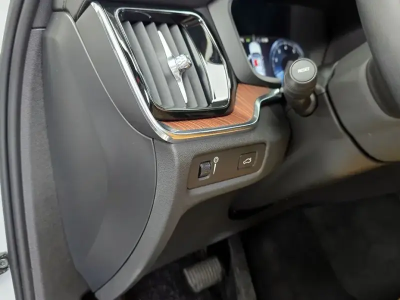 2021 Volvo S60 с пробегом 13 498 км
