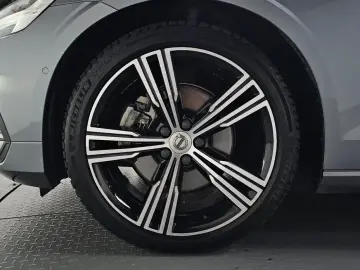 2020 Volvo S60 с пробегом 63 972 км