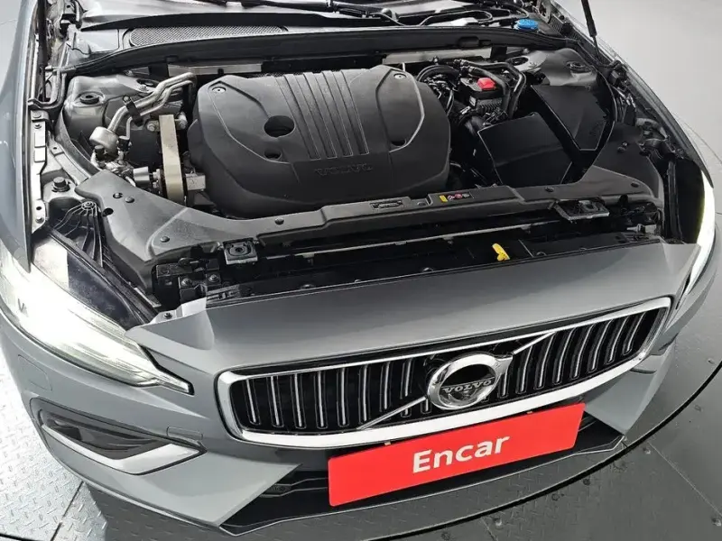 2020 Volvo S60 с пробегом 63 972 км