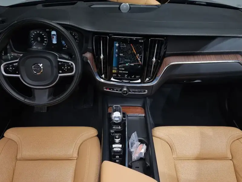 2020 Volvo S60 с пробегом 63 972 км