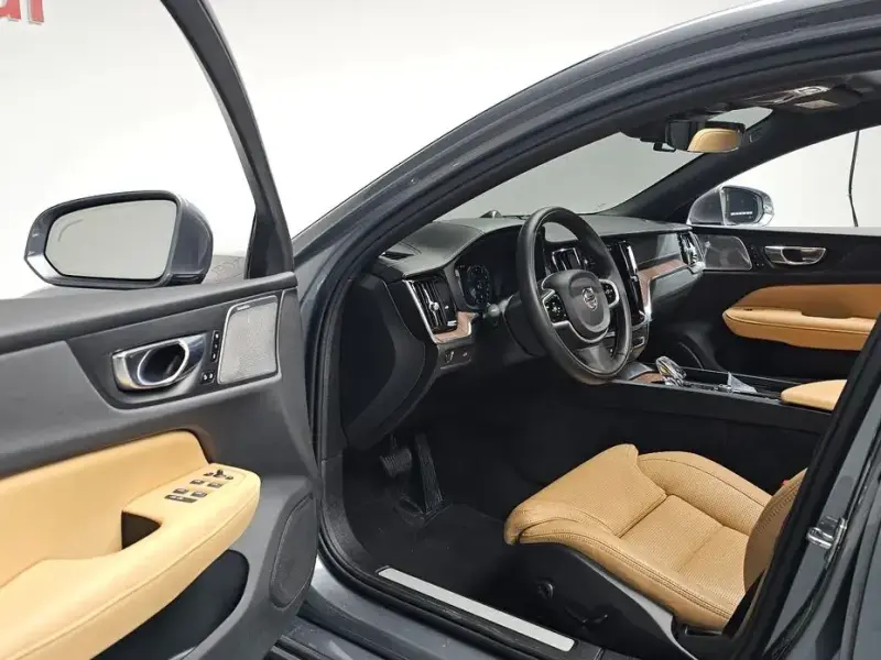 2020 Volvo S60 с пробегом 63 972 км