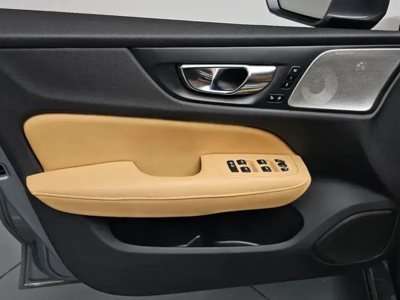 2020 Volvo S60 с пробегом 63 972 км