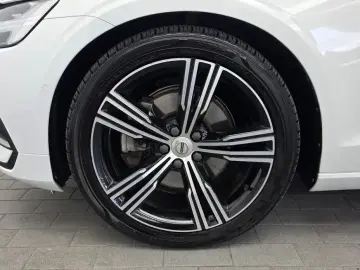 2021 Volvo S60 с пробегом 34 705 км