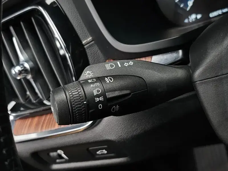 2020 Volvo S60 с пробегом 63 972 км
