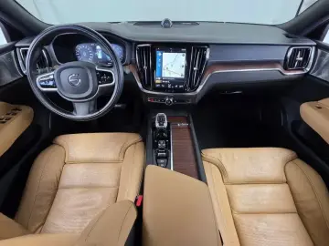 2021 Volvo S60 с пробегом 34 705 км