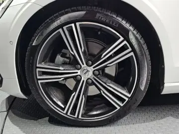 2020 Volvo S60 с пробегом 43 637 км