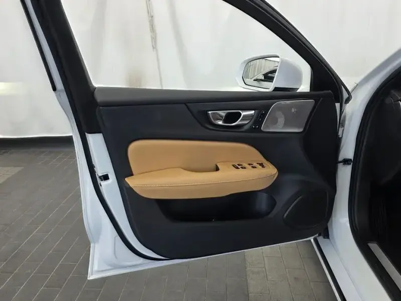 2021 Volvo S60 с пробегом 34 705 км