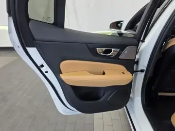 2021 Volvo S60 с пробегом 34 705 км