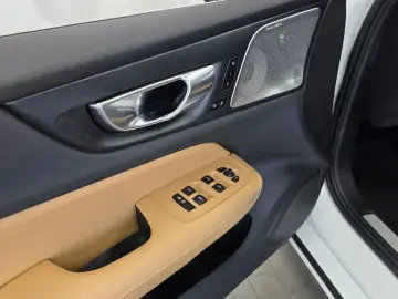 2021 Volvo S60 с пробегом 34 705 км