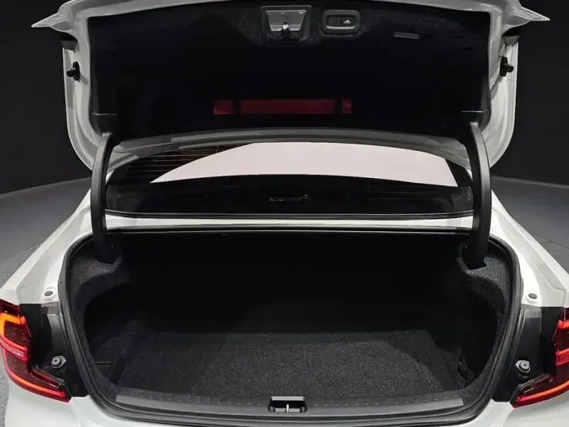 2020 Volvo S60 с пробегом 43 637 км